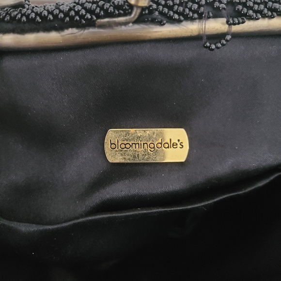 VTG Bloomingdale's Art Deco Black Beaded Kissing Clasp Mini Evening Handbag - Picture 9 of 12